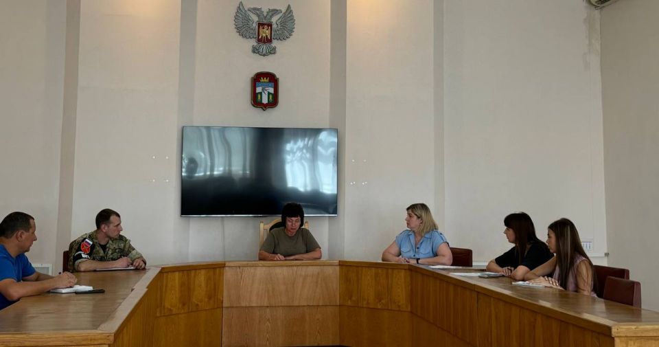 Наталья Великодная: Сегодня провела заседание Антитеррористической комиссии муниципального образования Тельмановский муниципальный округ ДНР Наталья Великодная: Сегодня провела заседание Антитеррористической комиссии муниципального образования Тельмановский муниципальный округ ДНР