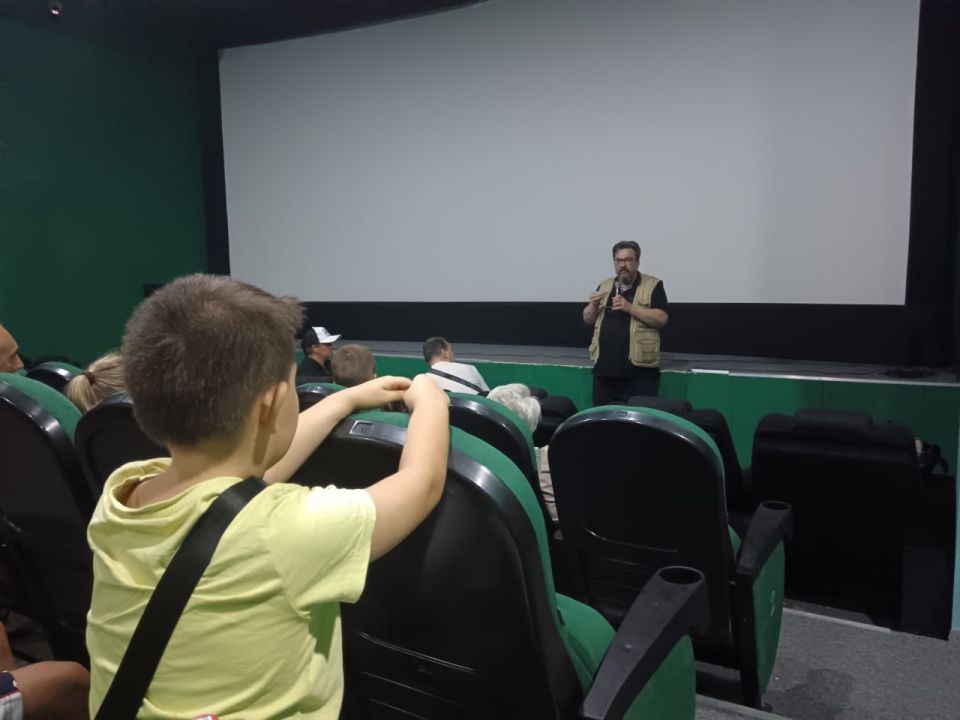 На допремьерном показе «Тимура и его команды» в Мариуполе создатели фильма пообщались со зрителями На допремьерном показе «Тимура и его команды» в Мариуполе создатели фильма пообщались со зрителями