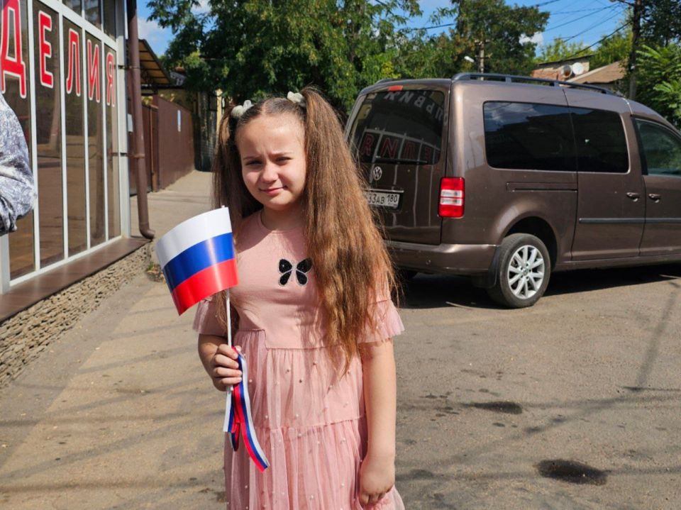 Татьяна Копылова: В лучах августовского солнца Ворошиловский внутригородской район Донецка преобразился в палитру гордости и патриотизма Татьяна Копылова: В лучах августовского солнца Ворошиловский внутригородской район Донецка преобразился в палитру гордости и патриотизма