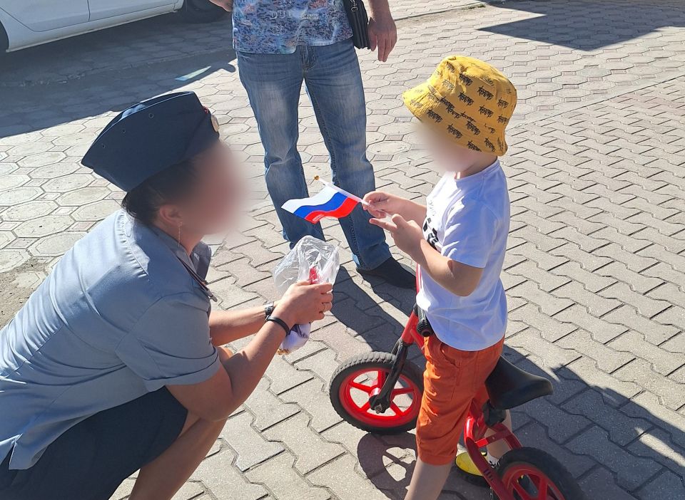 В учреждениях ГУФСИН России по ДНР отпраздновали День Государственного флага Российской Федерации В учреждениях ГУФСИН России по ДНР отпраздновали День Государственного флага Российской Федерации