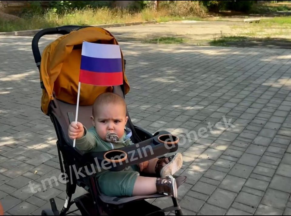 Алексей Кулемзин: В День Государственного флага Российской Федерации в учреждениях культуры города состоялись яркие тематические мероприятия! Алексей Кулемзин: В День Государственного флага Российской Федерации в учреждениях культуры города состоялись яркие тематические мероприятия!