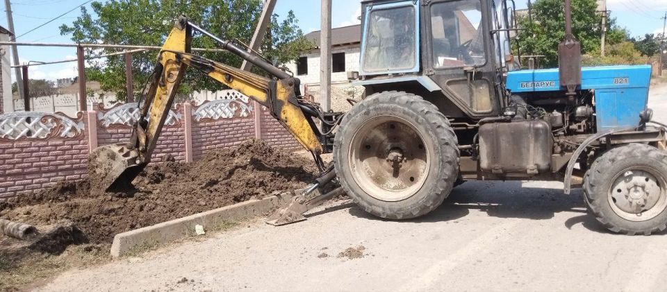 Аварийная бригада Республики Бурятия продолжает устранять неполадки в Старобешево Аварийная бригада Республики Бурятия продолжает устранять неполадки в Старобешево