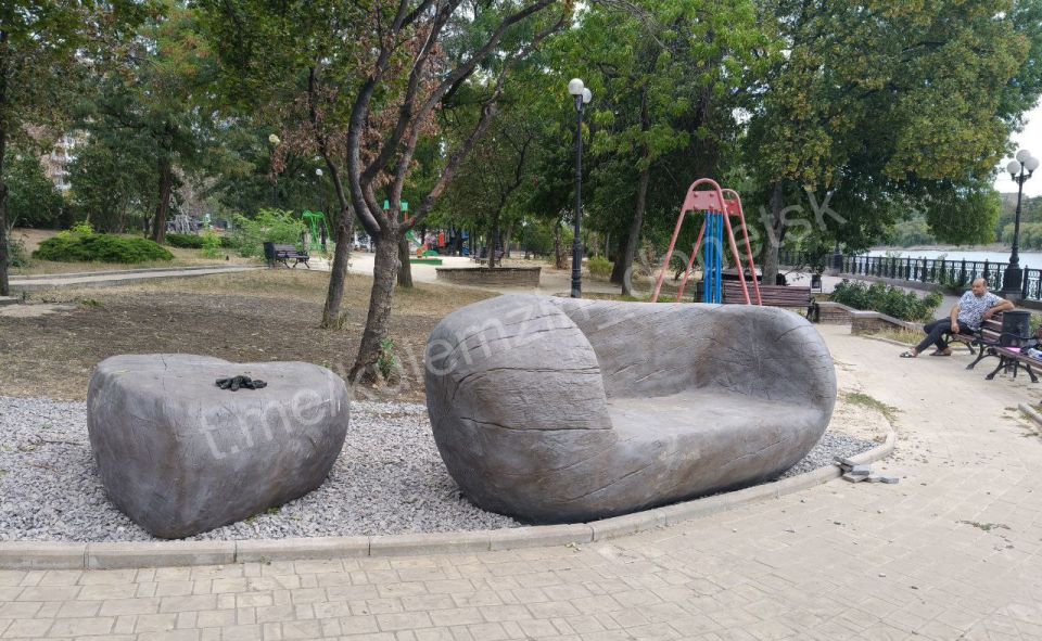 В Донецке на Набережной начали подготовку к установке новой скульптурной композиции "Добрый Шубин", сообщил мэр города Алексей Кулемзин В Донецке на Набережной начали подготовку к установке новой скульптурной композиции "Добрый Шубин", сообщил мэр города Алексей Кулемзин