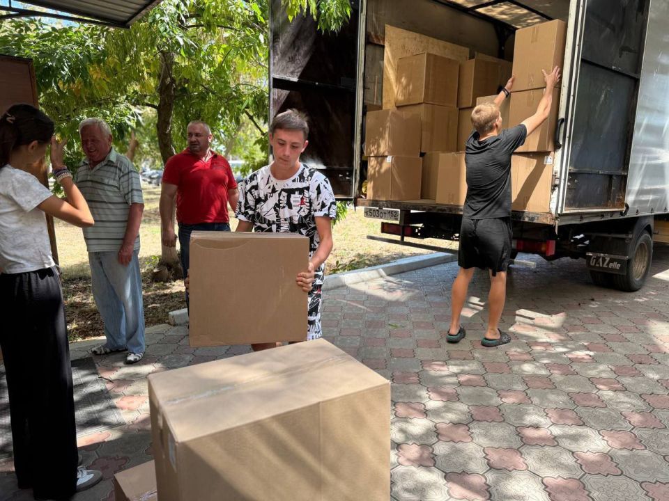 Отличная новость!. Первоклассники Мангушского муниципального округа получат замечательные подарки от шеф-региона Нижегородской области Отличная новость!. Первоклассники Мангушского муниципального округа получат замечательные подарки от шеф-региона Нижегородской области
