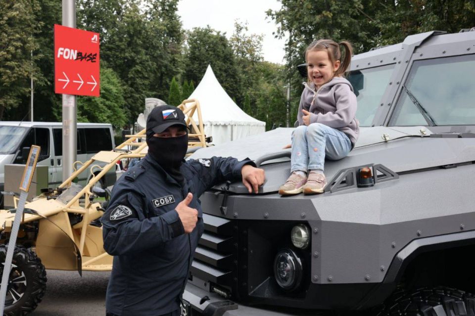 Военно-спортивный фестиваль Росгвардии состоялся в московских «Лужниках» Военно-спортивный фестиваль Росгвардии состоялся в московских «Лужниках»
