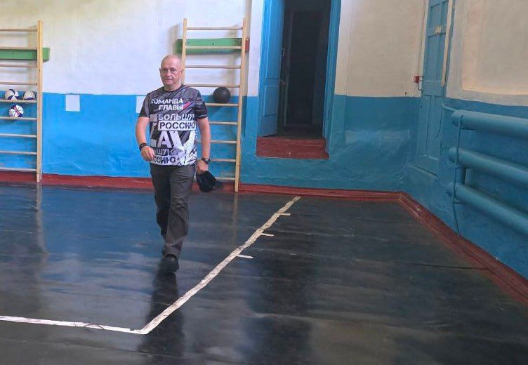 В рамках исполнения поручения Главы ДНР Дениса Пушилина по осуществлению контроля за ходом подготовки образовательных учреждений к началу учебного года председатель #Комитет_по_поддержке_участников_СВО Дмитрий Огилец... В рамках исполнения поручения Главы ДНР Дениса Пушилина по осуществлению контроля за ходом подготовки образовательных учреждений к началу учебного года председатель #Комитет_по_поддержке_участников_СВО Дмитрий Огилец...