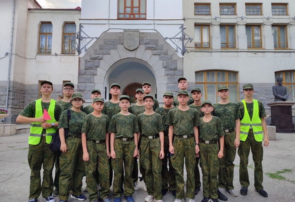 Юнармеец из Кировского с достоинством завершил масштабные военно-патриотические сборы в Пензенской области Юнармеец из Кировского с достоинством завершил масштабные военно-патриотические сборы в Пензенской области
