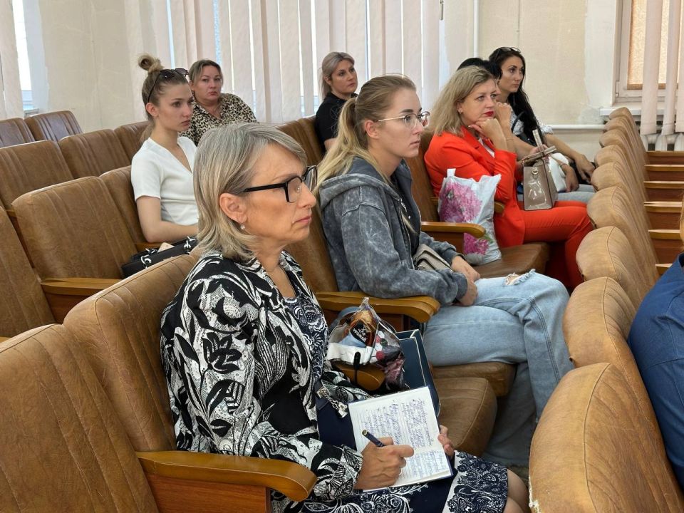 В Макеевке состоялось собрание секретарей первичных отделений Всероссийской Политической Партии «Единая Россия» В Макеевке состоялось собрание секретарей первичных отделений Всероссийской Политической Партии «Единая Россия»