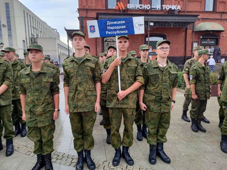 Юнармеец из Кировского с достоинством завершил масштабные военно-патриотические сборы в Пензенской области Юнармеец из Кировского с достоинством завершил масштабные военно-патриотические сборы в Пензенской области