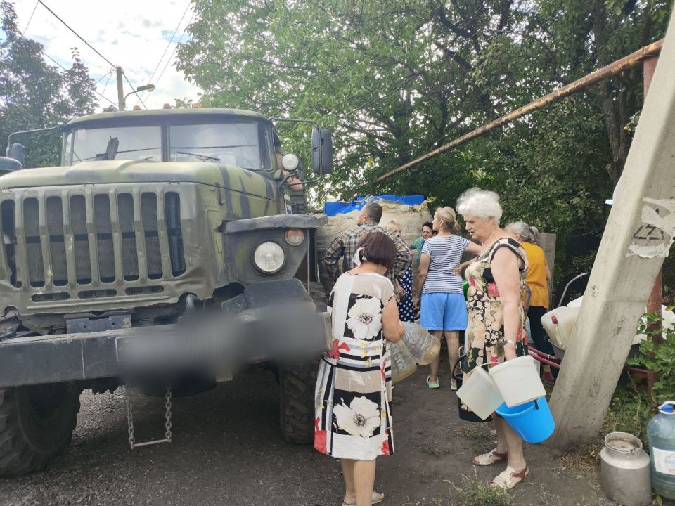 Клавдия Кульбацкая (фракция «Единая Россия») организовала дополнительный подвоз воды для жителей Клавдия Кульбацкая (фракция «Единая Россия») организовала дополнительный подвоз воды для жителей