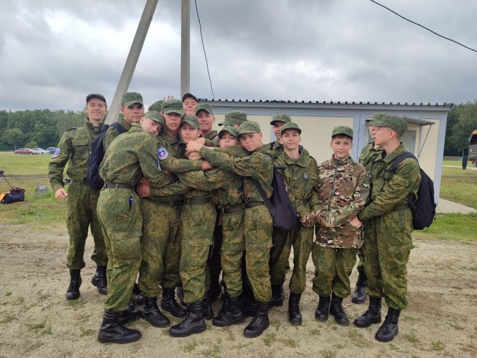 Юнармеец из Кировского с достоинством завершил масштабные военно-патриотические сборы в Пензенской области Юнармеец из Кировского с достоинством завершил масштабные военно-патриотические сборы в Пензенской области