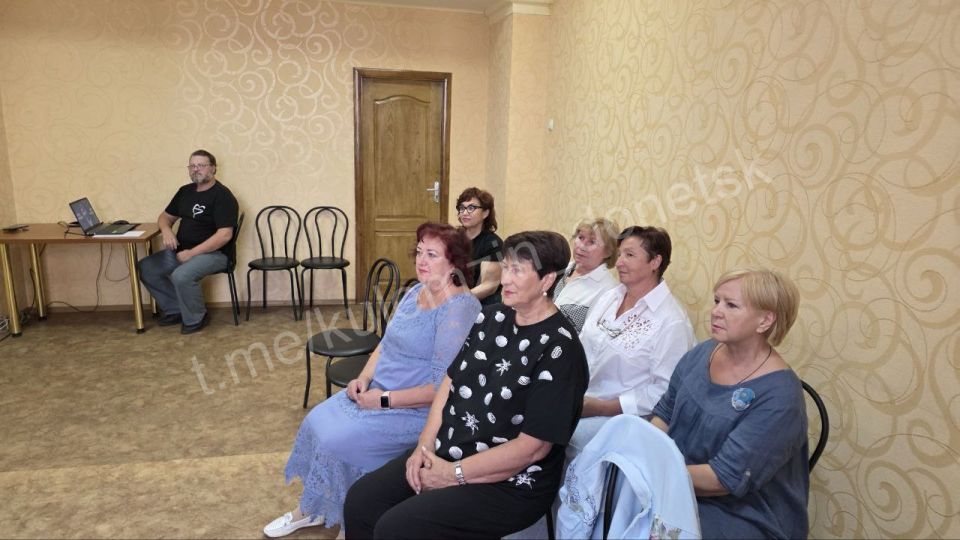 Во Дворце культуры им. В.В. Куйбышева в рамках проекта «Историческая память» партии «Единая Россия» состоялся час истории «Лиза Чайкина — символ несгибаемой воли и мужества» Во Дворце культуры им. В.В. Куйбышева в рамках проекта «Историческая память» партии «Единая Россия» состоялся час истории «Лиза Чайкина — символ несгибаемой воли и мужества»