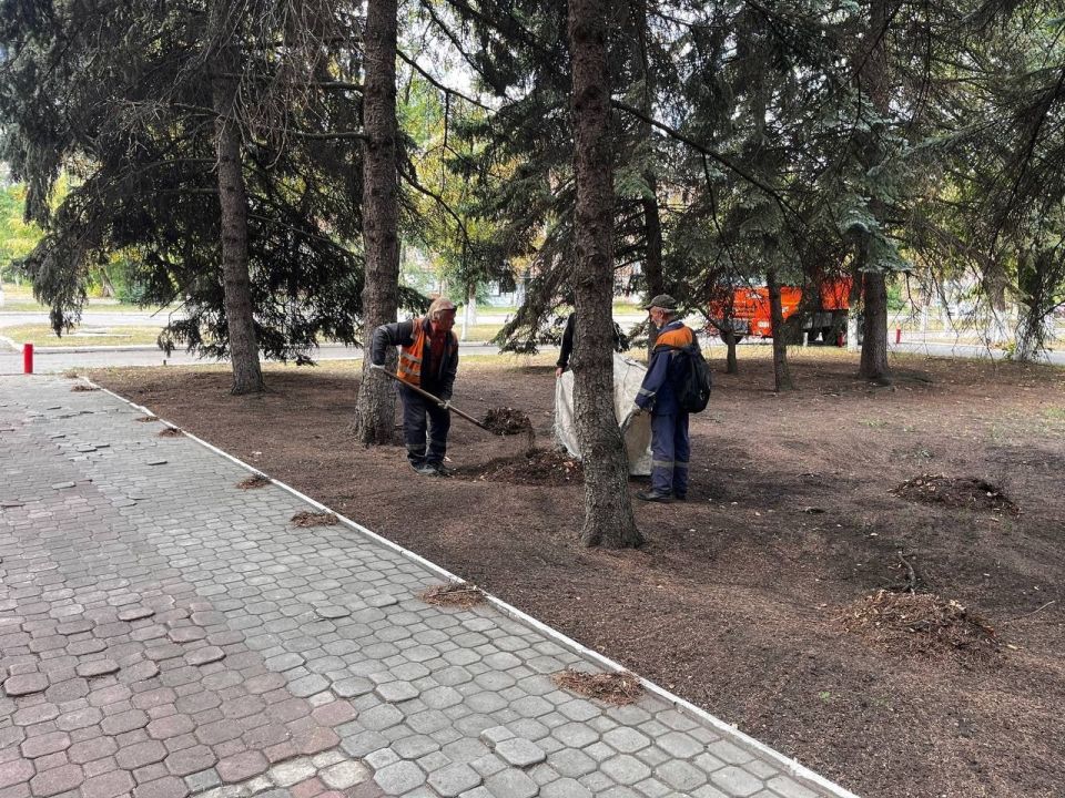 МУП «Простор» ежедневно выполняет все необходимые работы по содержанию городских улиц МУП «Простор» ежедневно выполняет все необходимые работы по содержанию городских улиц