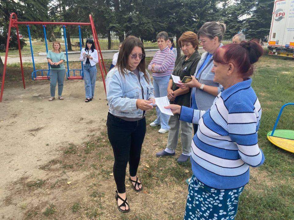 Сегодня, 26 августа, провел встречу с жителями улицы Горноспасательная Сегодня, 26 августа, провел встречу с жителями улицы Горноспасательная