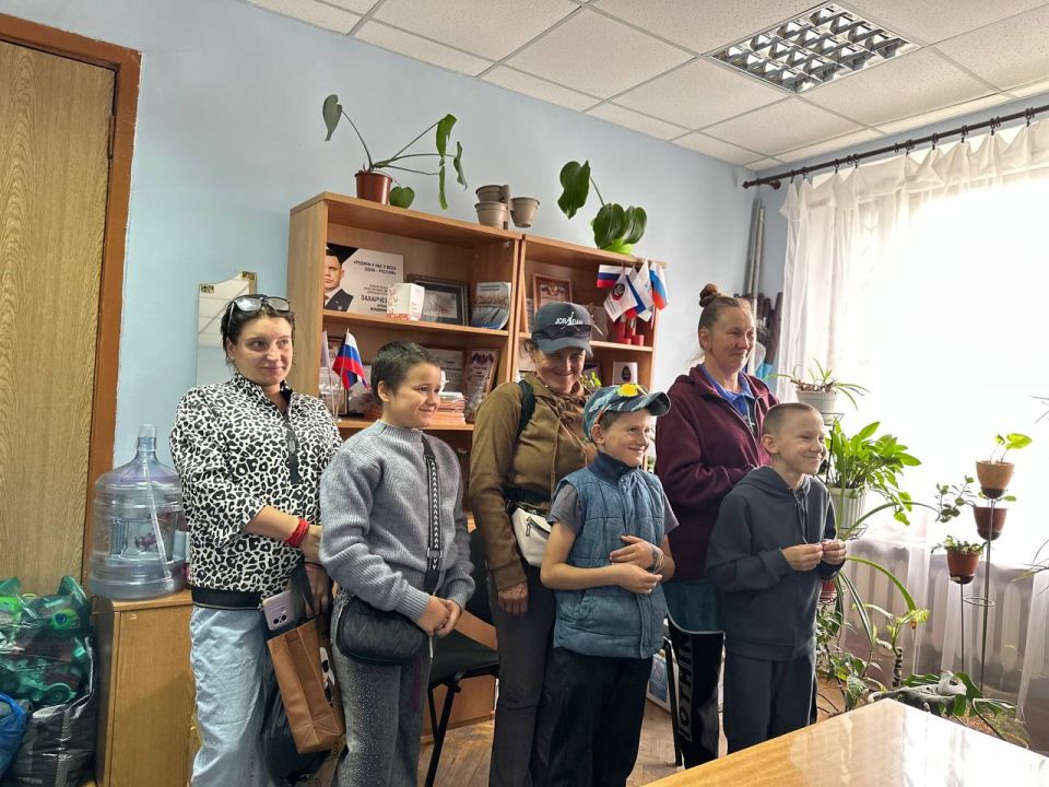 Денис Зубов: Иловайск акция «Собери ребенка в школу» Денис Зубов: Иловайск акция «Собери ребенка в школу»