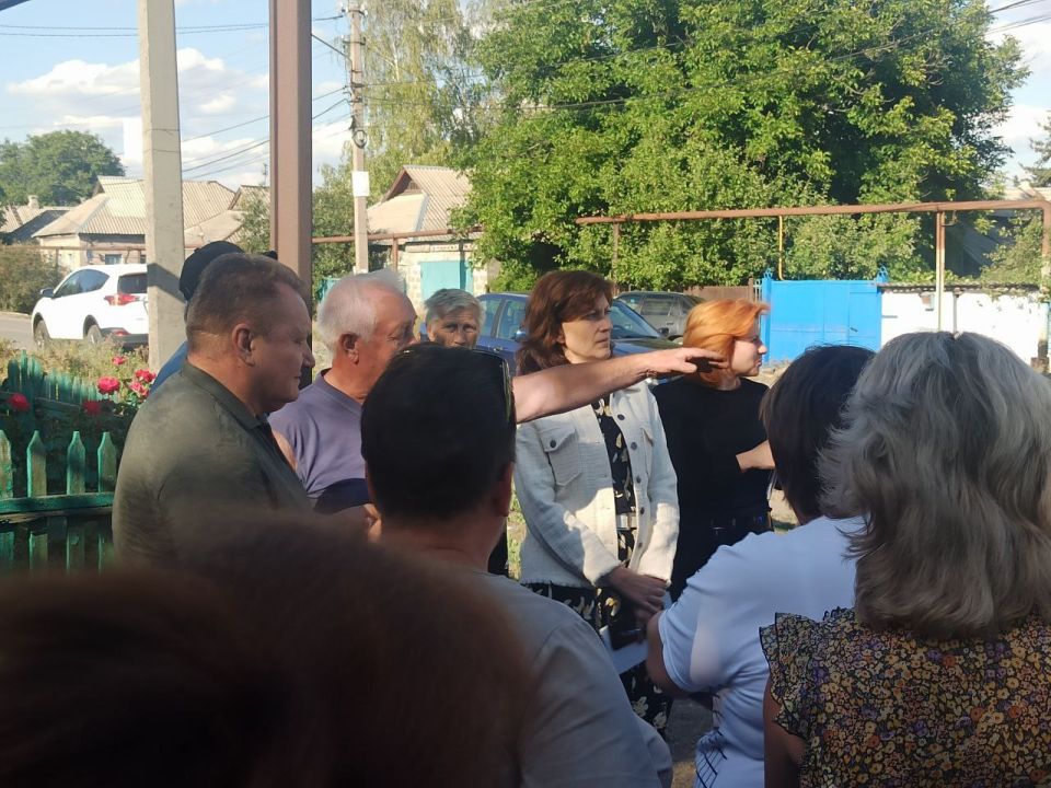 Валентин Левченко: Провел встречу с жителями поселка Щегловка Валентин Левченко: Провел встречу с жителями поселка Щегловка