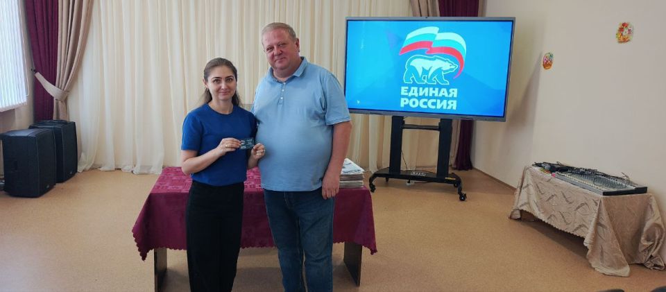 Юрий Будрин: Сегодня, 26 августа 2025 года, управляющий делами Управы Кировского внутригородского района Администрации городского округа Донецк ДНР Людмила Аринович совместно с депутатом Донецкого городского Совета ДНР... Юрий Будрин: Сегодня, 26 августа 2025 года, управляющий делами Управы Кировского внутригородского района Администрации городского округа Донецк ДНР Людмила Аринович совместно с депутатом Донецкого городского Совета ДНР...