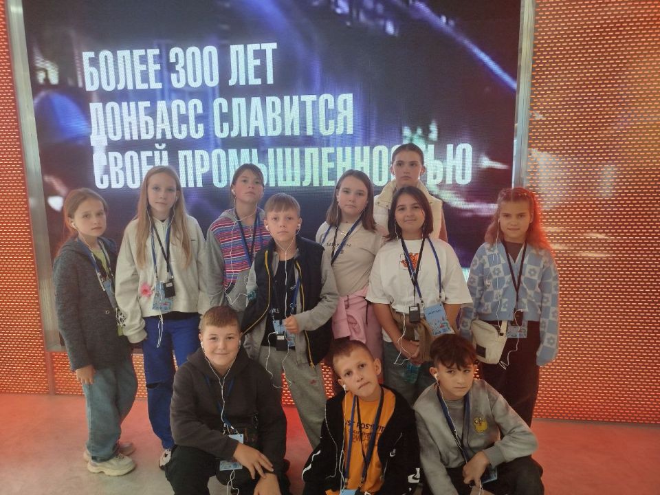 Александр Пеняев: 25 августа группа наших юных земляков завершила туристическую поездку в столицу России Александр Пеняев: 25 августа группа наших юных земляков завершила туристическую поездку в столицу России