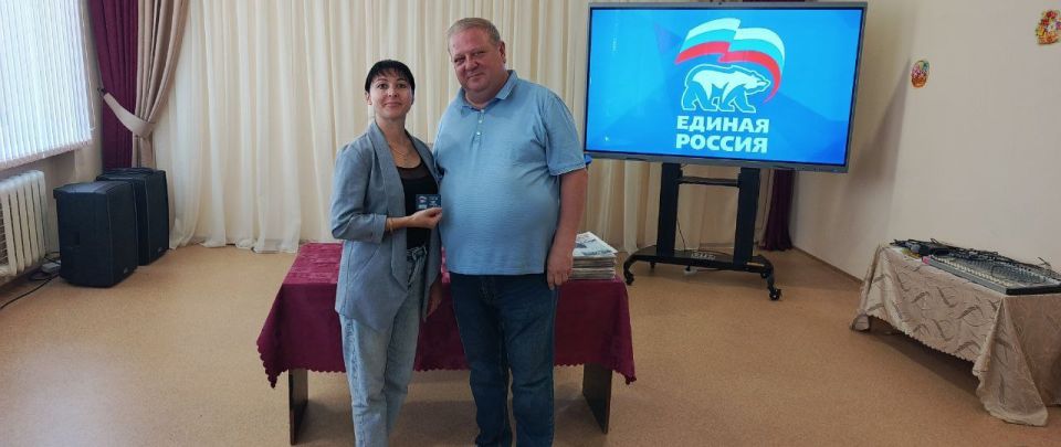 Юрий Будрин: Сегодня, 26 августа 2025 года, управляющий делами Управы Кировского внутригородского района Администрации городского округа Донецк ДНР Людмила Аринович совместно с депутатом Донецкого городского Совета ДНР... Юрий Будрин: Сегодня, 26 августа 2025 года, управляющий делами Управы Кировского внутригородского района Администрации городского округа Донецк ДНР Людмила Аринович совместно с депутатом Донецкого городского Совета ДНР...