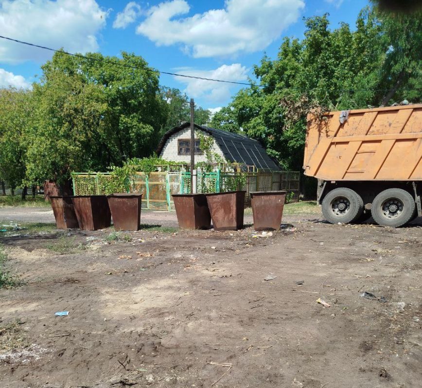 В пгт Стожковское проводятся работы по наведению санитарного порядка В пгт Стожковское проводятся работы по наведению санитарного порядка