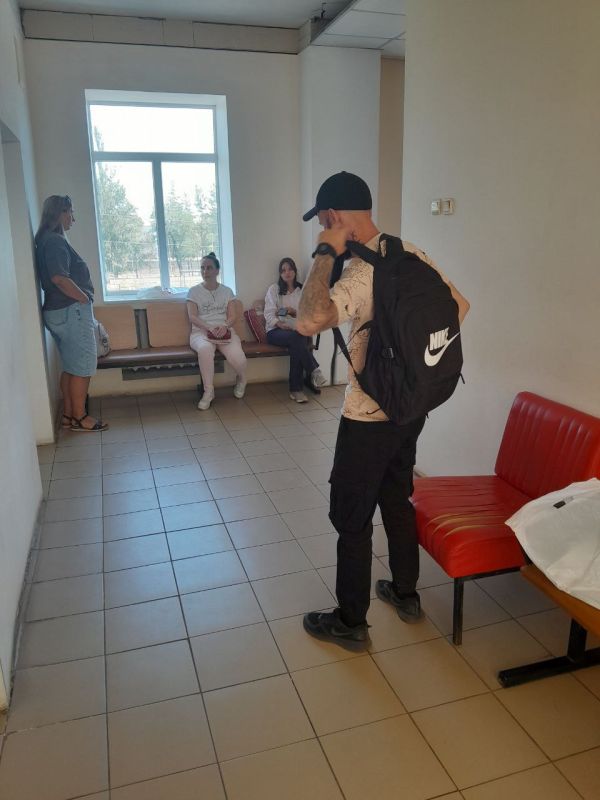 Врачи «Онкодозора» провели выездной прием в ЦГБ г. Харцызска Врачи «Онкодозора» провели выездной прием в ЦГБ г. Харцызска