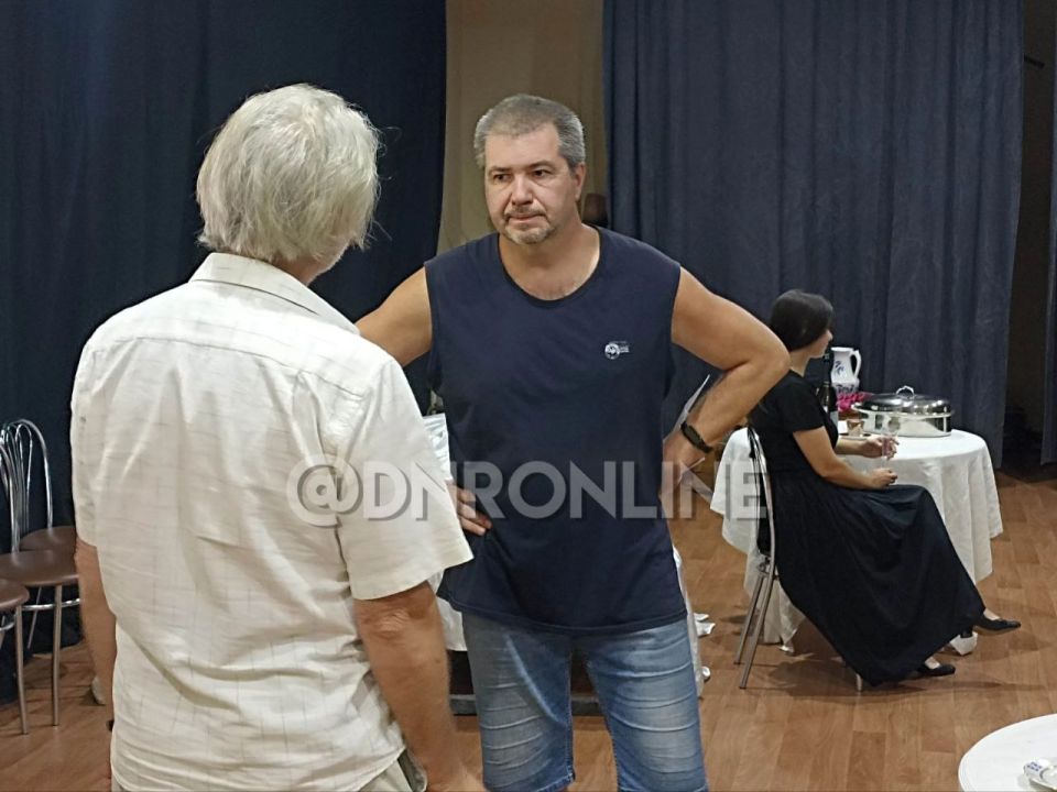В Донецкой муздраме московский режиссер готовит к выпуску новый спектакль В Донецкой муздраме московский режиссер готовит к выпуску новый спектакль