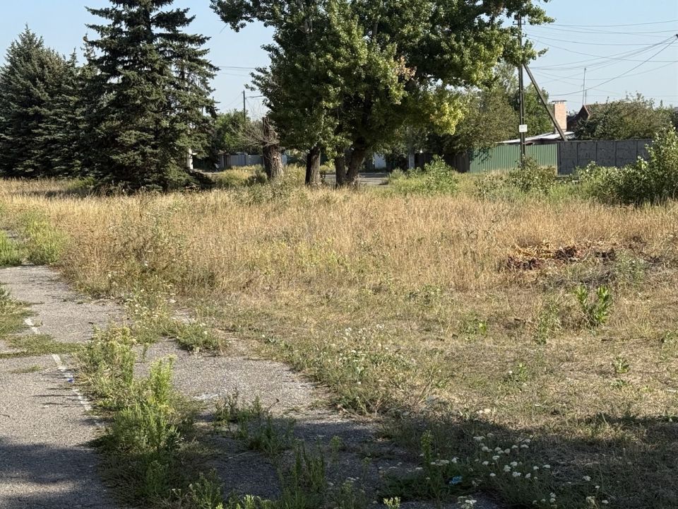 Силами индивидуального предпринимателя Алексея Боршош, в преддверие Дня Знаний, был произведен покос сорных и карантинных трав на территории Государственного бюджетного общеобразовательного учреждения "Средняя школа № 7... Силами индивидуального предпринимателя Алексея Боршош, в преддверие Дня Знаний, был произведен покос сорных и карантинных трав на территории Государственного бюджетного общеобразовательного учреждения "Средняя школа № 7...