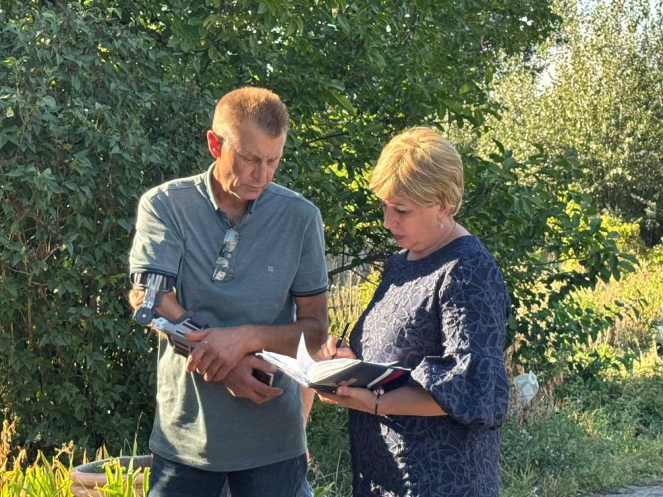 Встреча с жителями улицы Баррикадная: диалог по решению насущных проблем Встреча с жителями улицы Баррикадная: диалог по решению насущных проблем