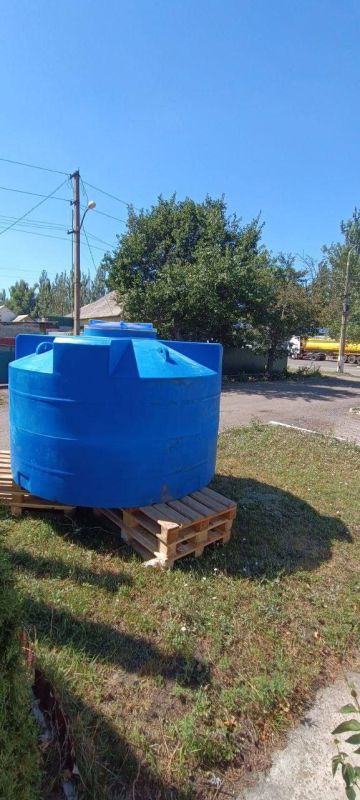По всей территории Донбасса разместили уже 1416 резервуаров под воду По всей территории Донбасса разместили уже 1416 резервуаров под воду