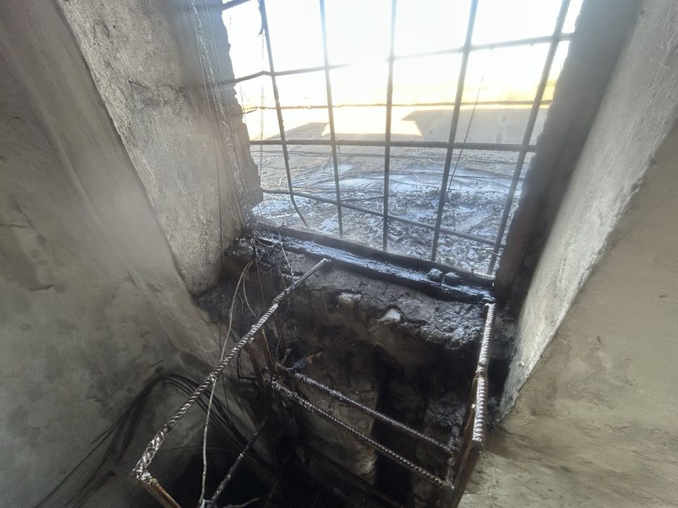 Полицейские проявили мужество и самоотверженность при тушении пожара в Ясиноватой Полицейские проявили мужество и самоотверженность при тушении пожара в Ясиноватой