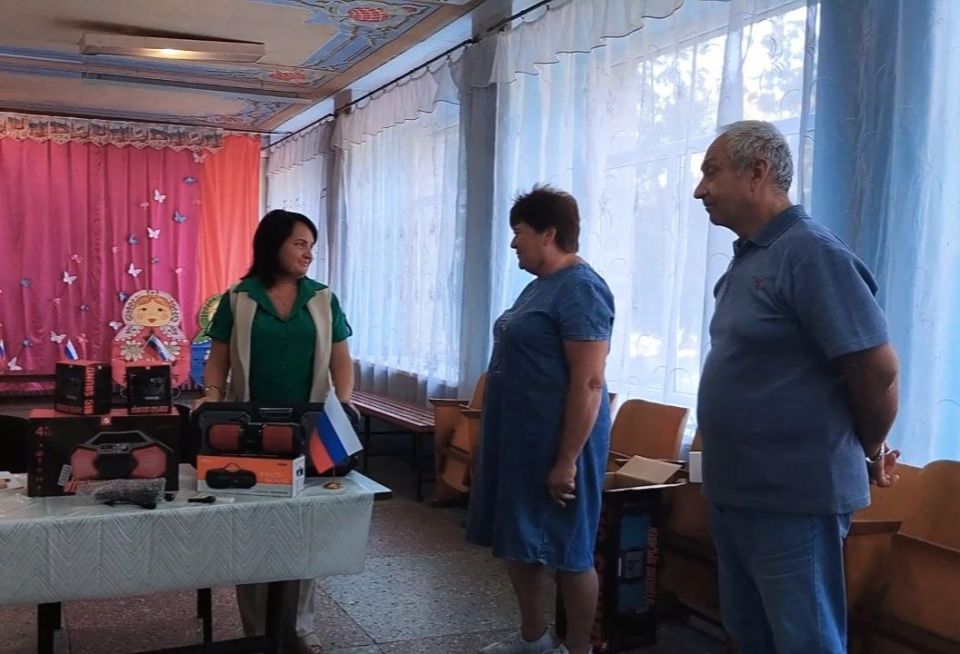 Музыкальное обновление для Зачатовки: Союз женщин ДНР и "Русский мир" подарили Дому культуры новую жизнь Музыкальное обновление для Зачатовки: Союз женщин ДНР и "Русский мир" подарили Дому культуры новую жизнь