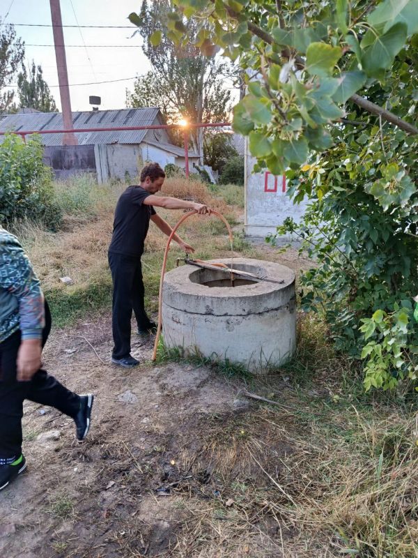 Роман Конев: В одном из посёлков Центрально-Городского района Горловки состоялась регулярная проверка расходования воды частными потребителями Роман Конев: В одном из посёлков Центрально-Городского района Горловки состоялась регулярная проверка расходования воды частными потребителями