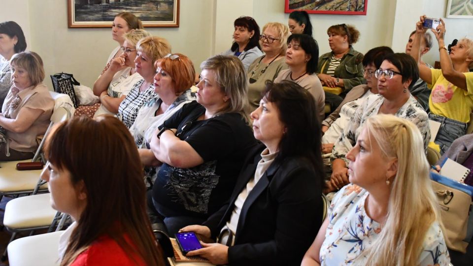 25                 : , , ...