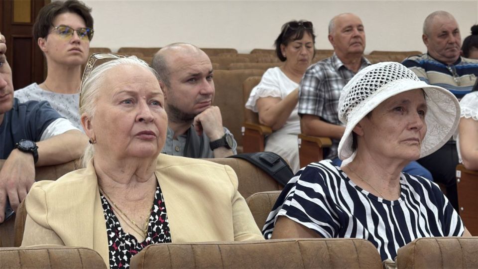 Вдохновляем на создание проектов, которые меняют мир к лучшему Вдохновляем на создание проектов, которые меняют мир к лучшему