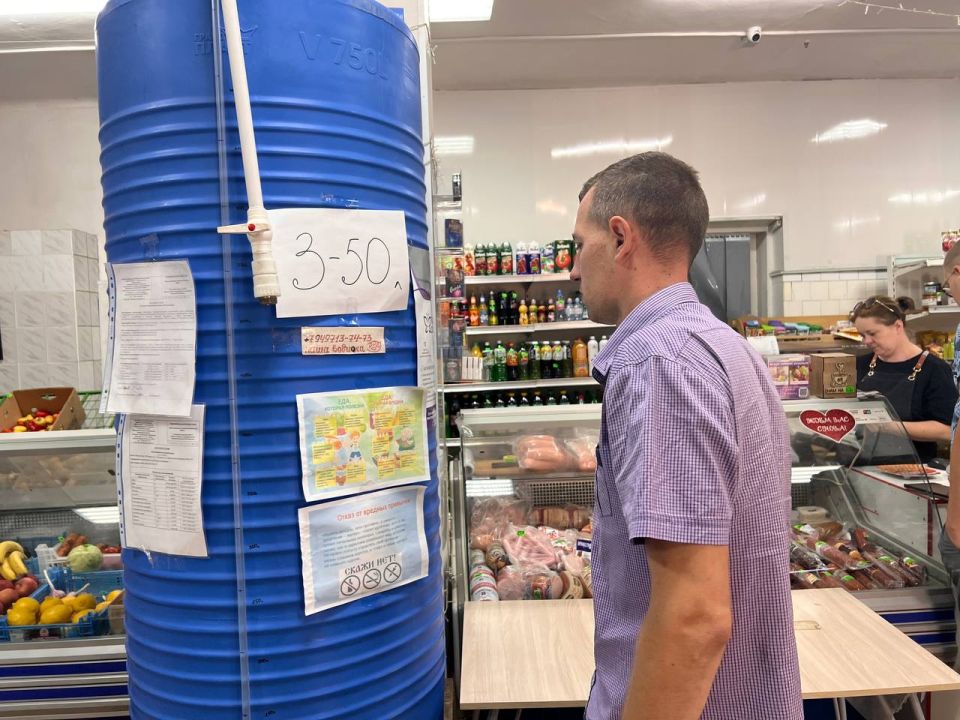 27.08.2025 года в рамках партийного проекта «Предпринимательство» политической партии «Единая Россия» представители ОД «Народный контроль» совместно с представителями администрации Волновахского муниципального округа... 27.08.2025 года в рамках партийного проекта «Предпринимательство» политической партии «Единая Россия» представители ОД «Народный контроль» совместно с представителями администрации Волновахского муниципального округа...
