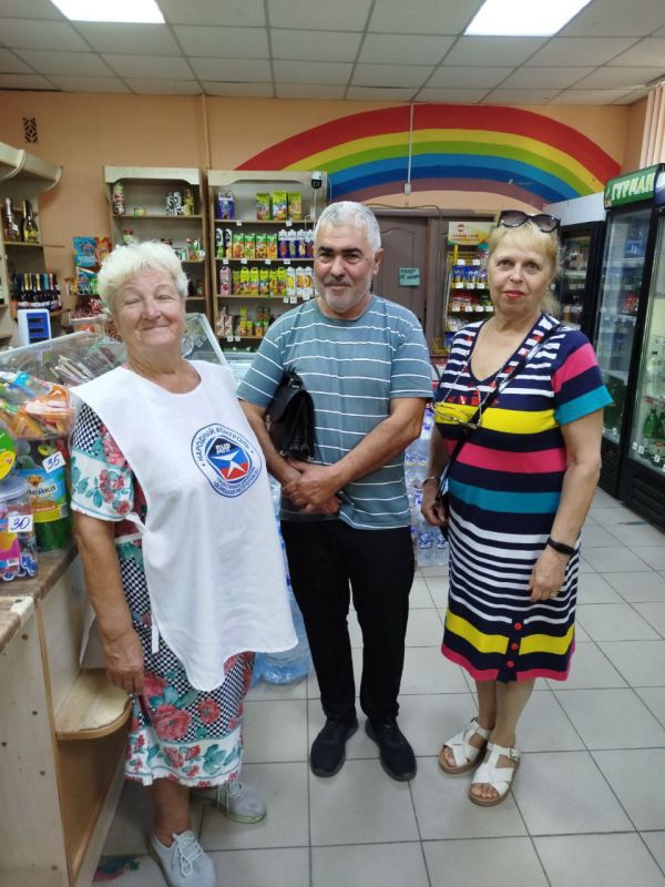 При поддержке Фонда президентских грантов активисткой партийного проекта «Женское движение Единой России» председателем Женсовета Будёновского района Донецка Ольгой Жуковой и её единомышленниками в Буденновском районе... При поддержке Фонда президентских грантов активисткой партийного проекта «Женское движение Единой России» председателем Женсовета Будёновского района Донецка Ольгой Жуковой и её единомышленниками в Буденновском районе...