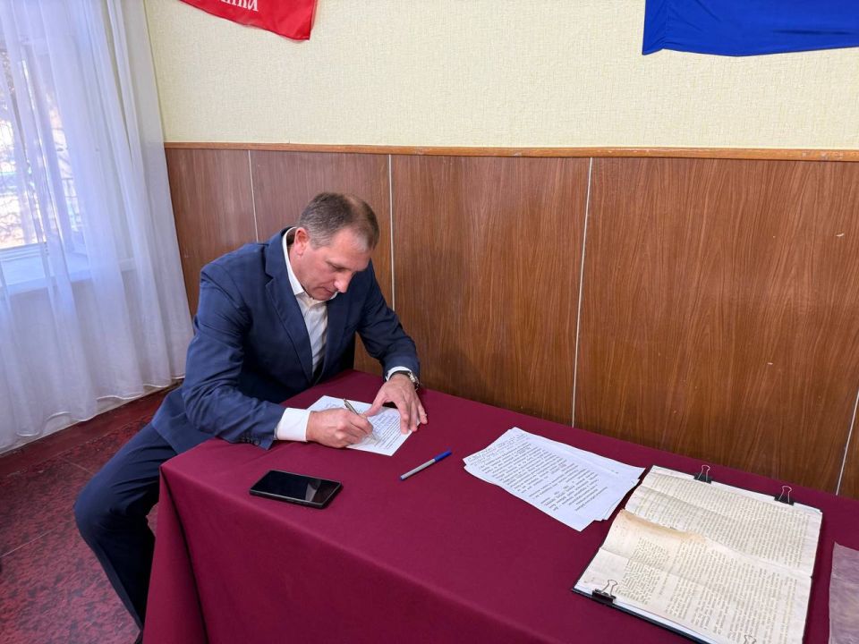 В Шахтерске заложили капсулу времени В Шахтерске заложили капсулу времени