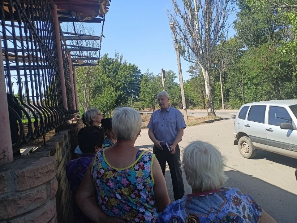 Наталья Бегуненко: По поручению Главы ДНР Дениса Пушилина в Петровском районе продолжаются встречи с населением Наталья Бегуненко: По поручению Главы ДНР Дениса Пушилина в Петровском районе продолжаются встречи с населением