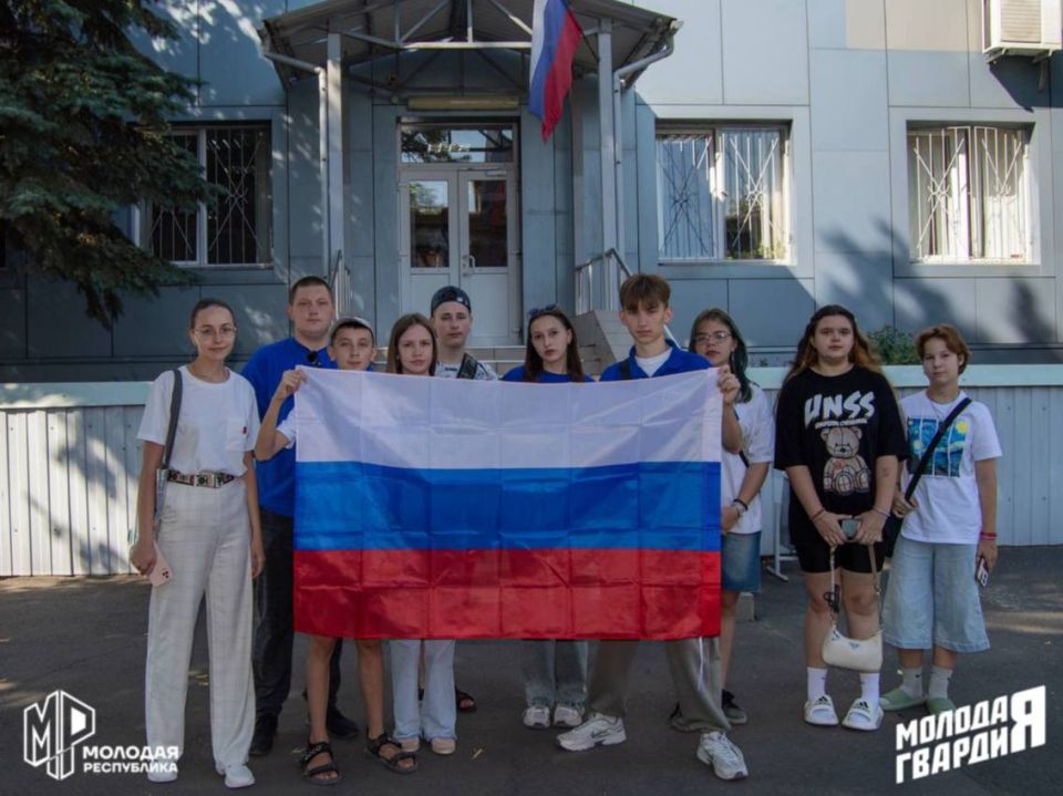 Молодёжка посетила железнодорожную станцию Молодёжка посетила железнодорожную станцию