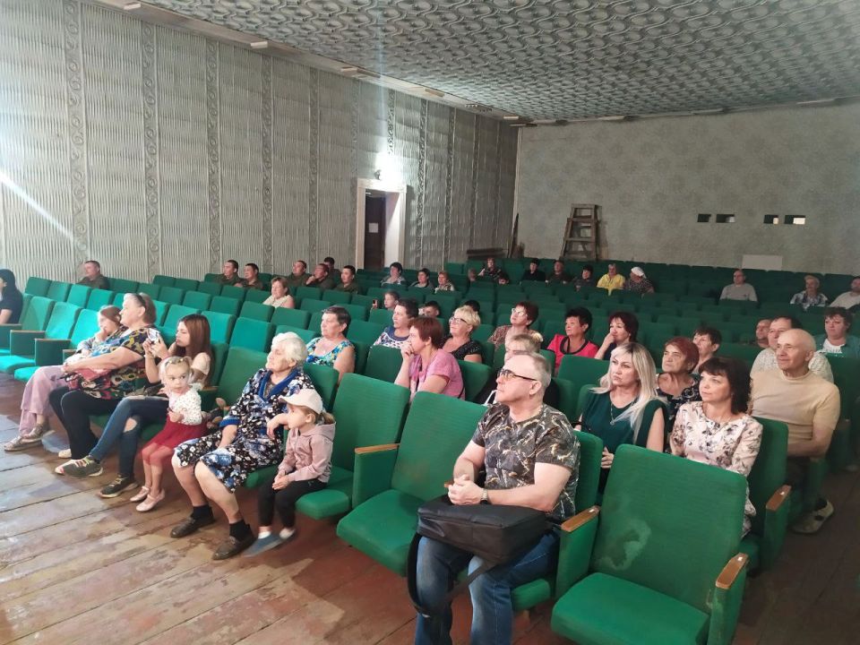 Игорь Лызов: Открыл праздничный концерт в рамках проекта «Культурный август» в пос Игорь Лызов: Открыл праздничный концерт в рамках проекта «Культурный август» в пос