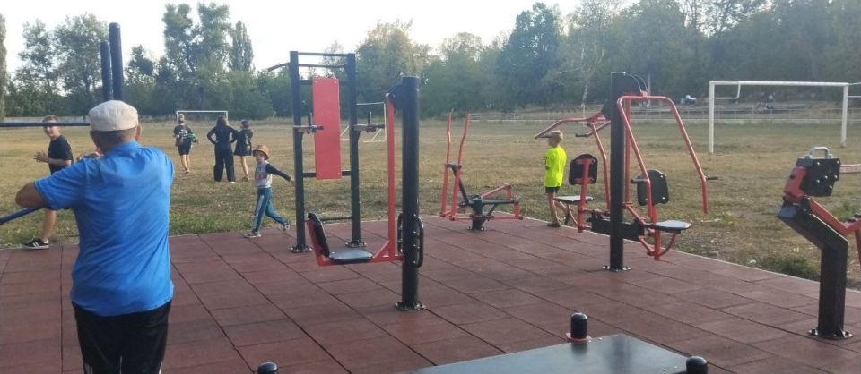 Соревнования под девизом "Быстрее, Выше, Сильнее!" Соревнования под девизом "Быстрее, Выше, Сильнее!"