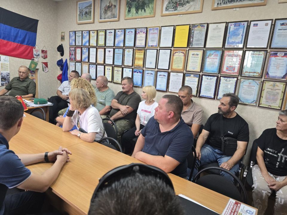 Дмитрий Огилец: Состоялось очередное расширенное правление Макеевской городской организации «Российский Союз ветеранов Афганистана и специальных военных операций» Дмитрий Огилец: Состоялось очередное расширенное правление Макеевской городской организации «Российский Союз ветеранов Афганистана и специальных военных операций»