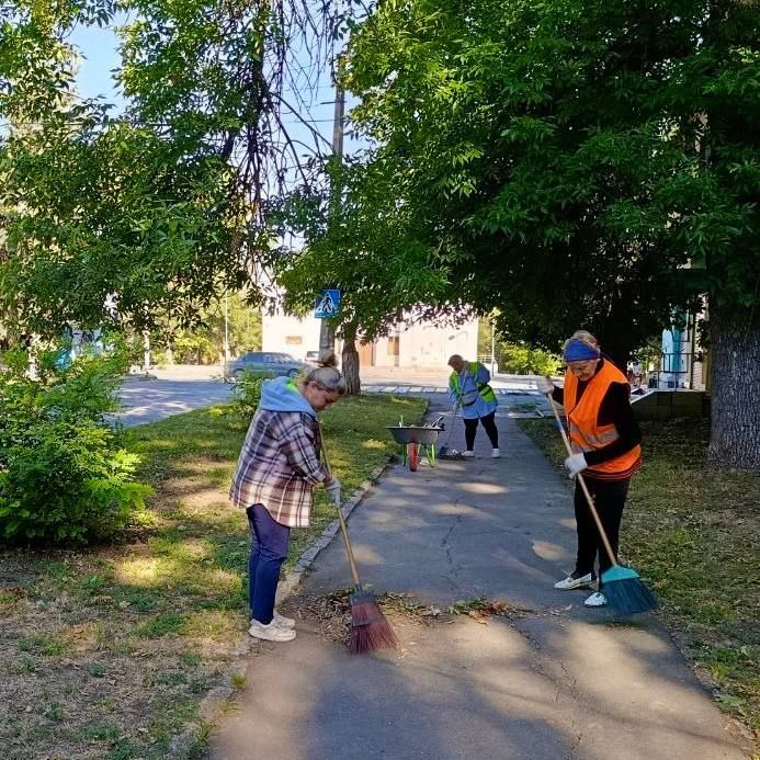 «Чистый четверг» в Буденновском районе «Чистый четверг» в Буденновском районе