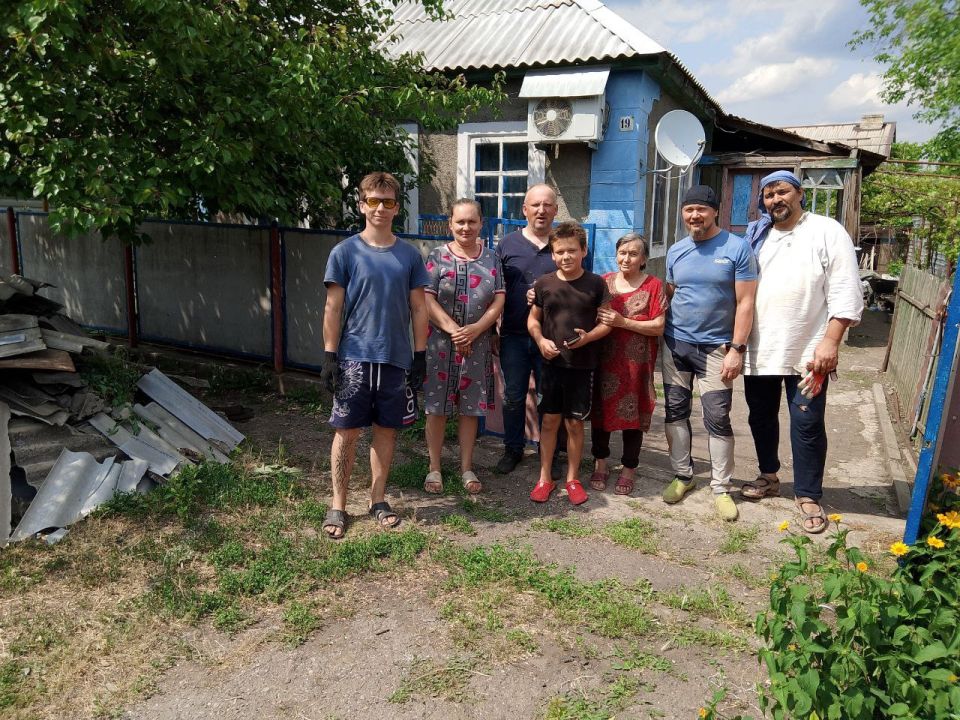 В 2025 году продолжается выдача администрацией округа гуманитарных строительных материалов от шеф-региона «ЯНАО» жителям, дома которых пострадали в результате боевых действий, а также плодотворное сотрудничество с... В 2025 году продолжается выдача администрацией округа гуманитарных строительных материалов от шеф-региона «ЯНАО» жителям, дома которых пострадали в результате боевых действий, а также плодотворное сотрудничество с...