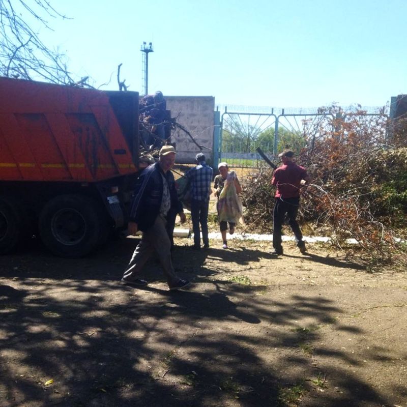 В Кировском ведутся работы по благоустройству В Кировском ведутся работы по благоустройству