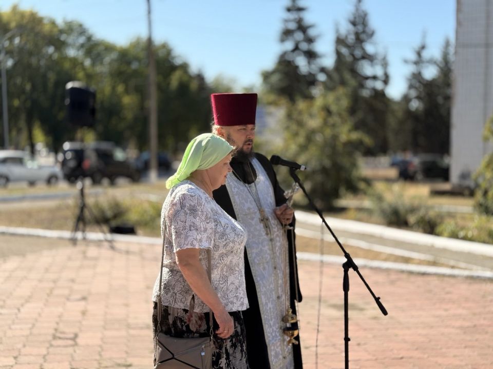 Александр Шатов: В преддверии Дня шахтера провели поминальную панихиду и возложили цветы к подножию памятника Александр Шатов: В преддверии Дня шахтера провели поминальную панихиду и возложили цветы к подножию памятника