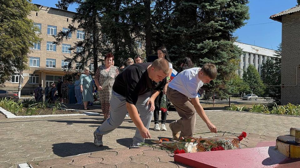 Денис Зубов: Не покорённый Иловайск!. августа — историческая дата для города Воинской славы Иловайска Денис Зубов: Не покорённый Иловайск!. августа — историческая дата для города Воинской славы Иловайска