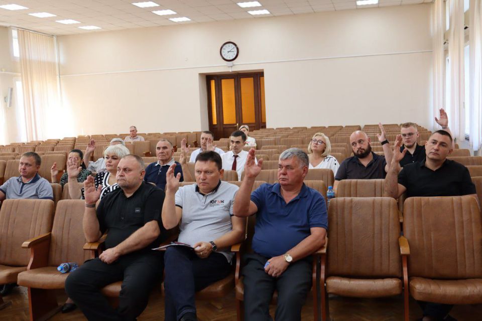 Валентина Харлашка: Провела 54 заседание Макеевского городского совета Донецкой Народной Республики Валентина Харлашка: Провела 54 заседание Макеевского городского совета Донецкой Народной Республики