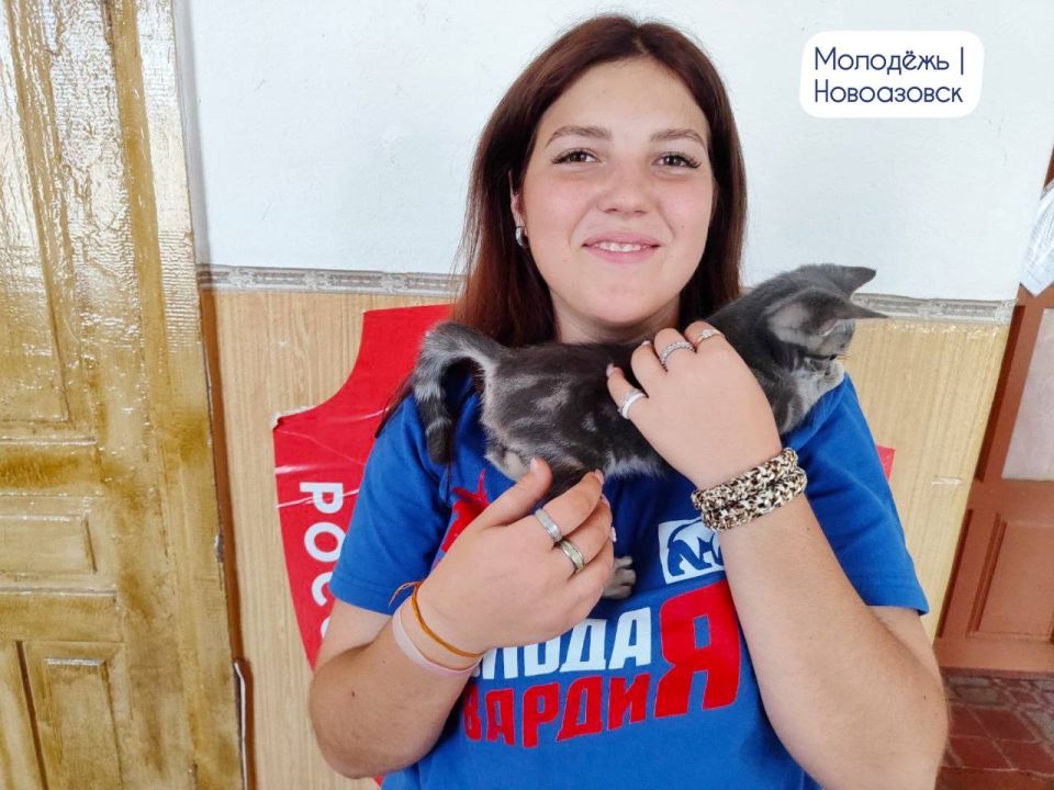 Сектор молодёжной политики, при участии активистов МР и МГЕР ДНР навестили наших граждан и их питомцев Сектор молодёжной политики, при участии активистов МР и МГЕР ДНР навестили наших граждан и их питомцев