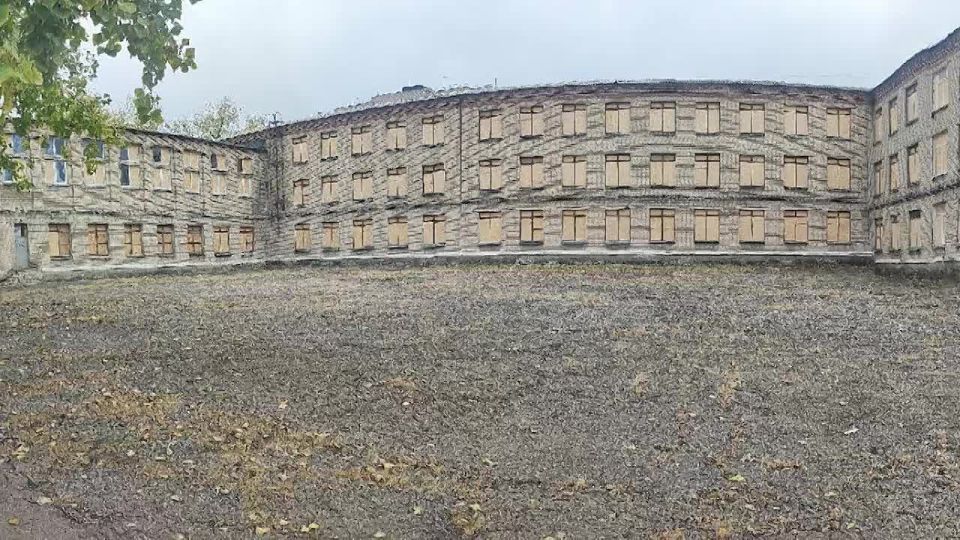  :   85             
